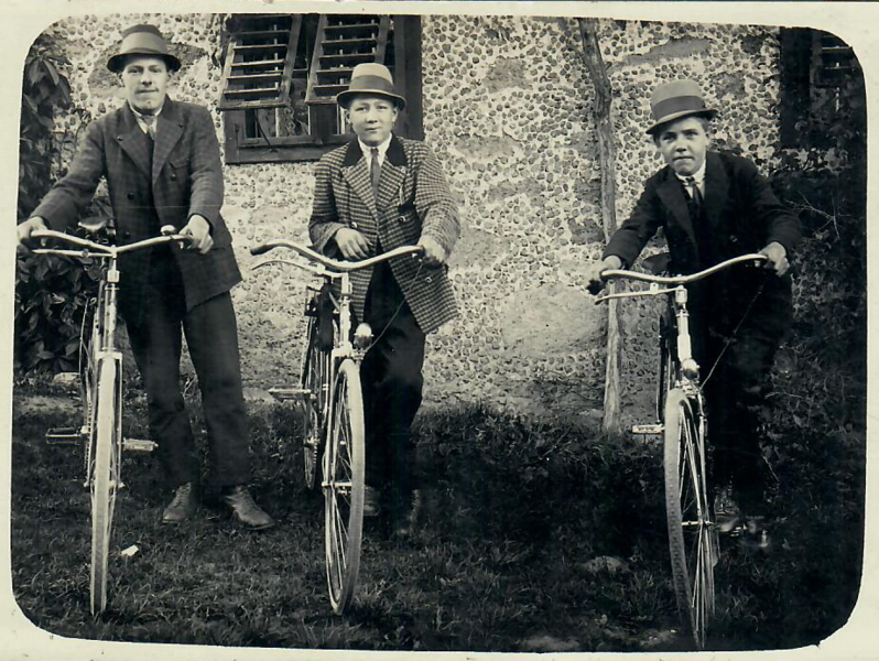 Datei:Brandmair Sepp-Bild Mitte-1938.png