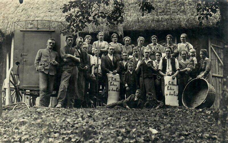 Datei:Erntehelfer-Raschbach-ca.1900.jpg