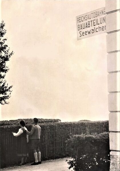 Datei:Bauabteilung im Eschenhaus Seewalchen.jpg