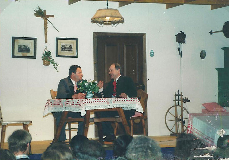 Datei:NußdTheater1991-2.jpg