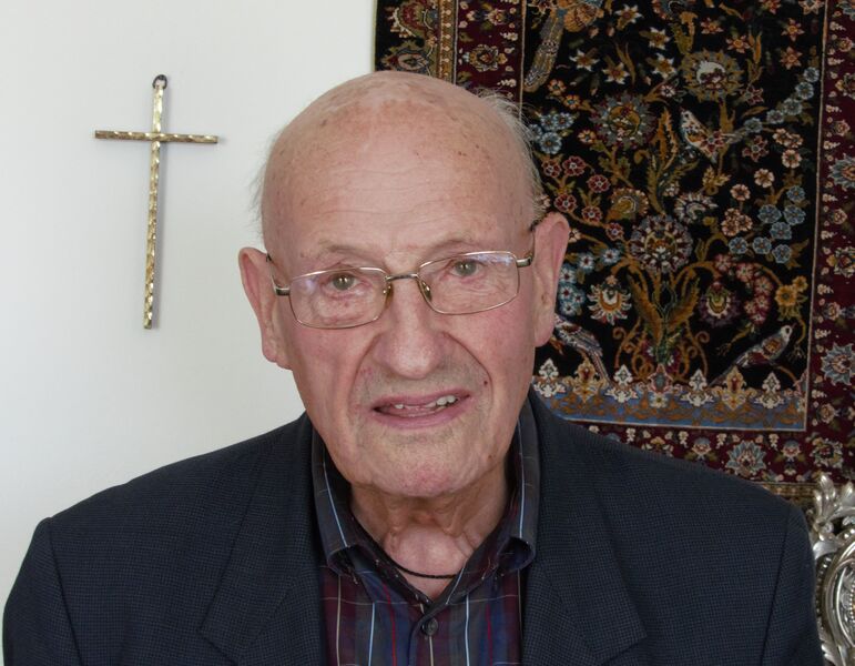 Datei:Pfarrer-Switalski-A.jpg