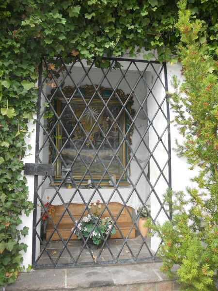 Datei:Six-Kapelle.JPG