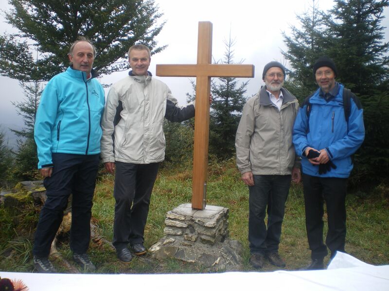 Datei:Kreuz-Alpenberg.jpg